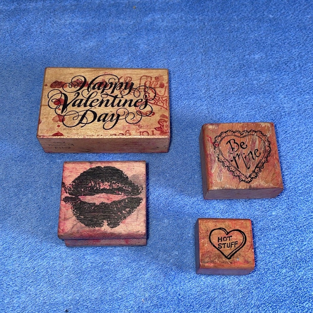 Retired Vintage Valentines Day Mounted Rubber Stamps.  Qty. 8. - Picture 4 of 5